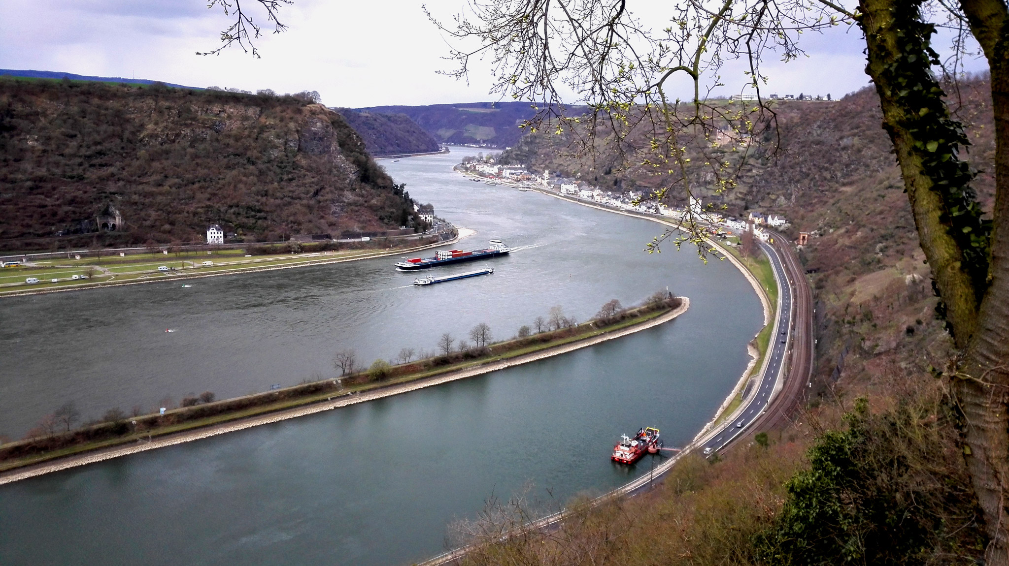 Rhein bei St. Goarshausen